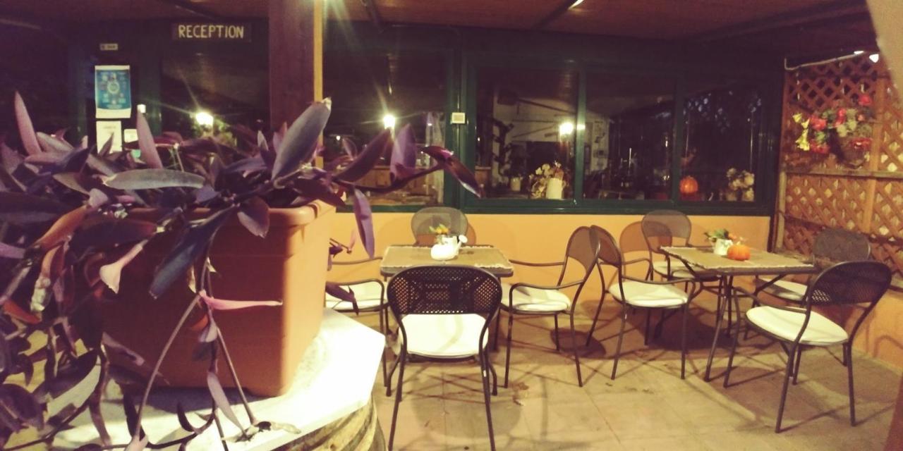 罗萨诺La Piana Degli Ulivi住宿加早餐旅馆 外观 照片