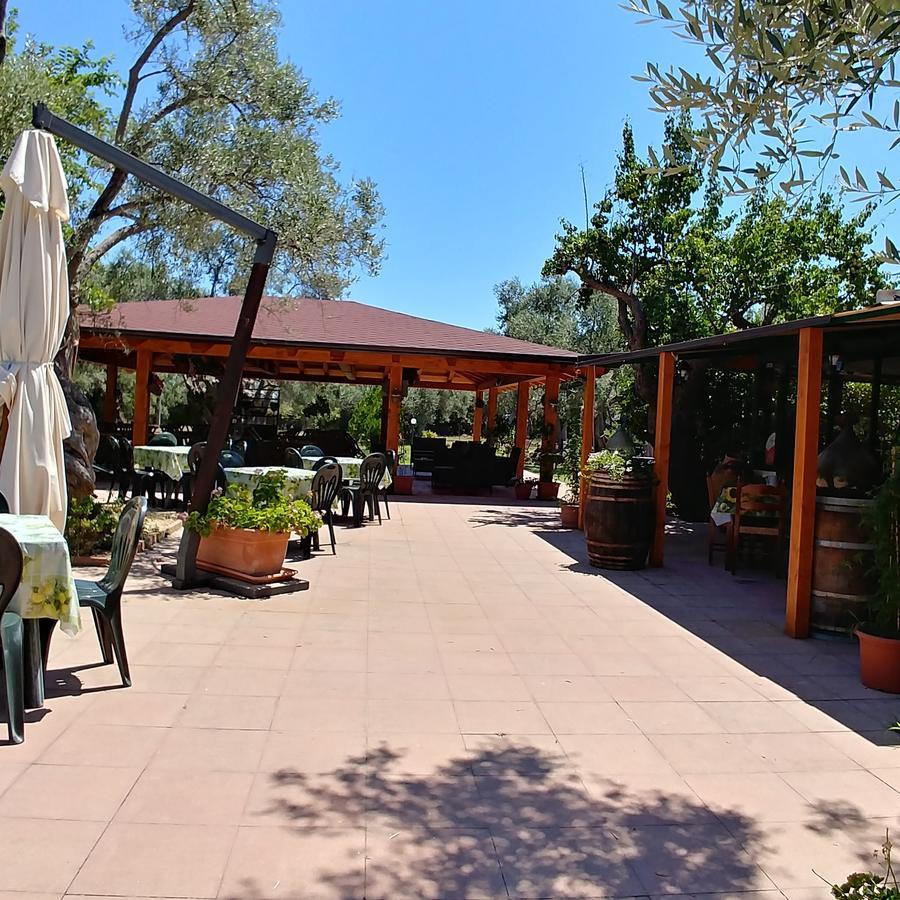 罗萨诺La Piana Degli Ulivi住宿加早餐旅馆 外观 照片